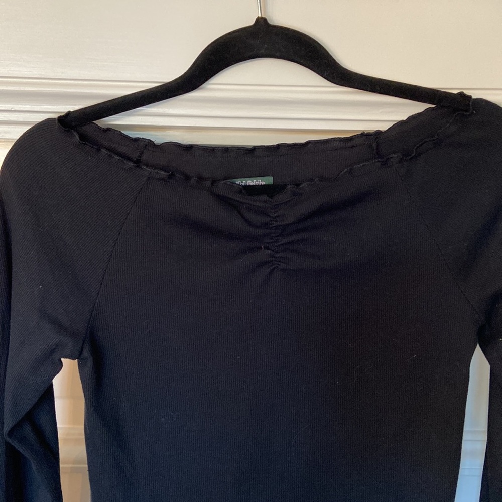 Cute Black Long Sleeve w/ Wide Neckline and Ruched Detail